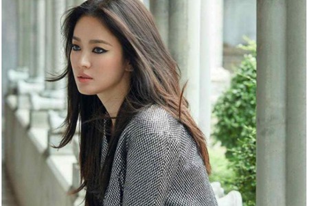 宋慧乔中分长发