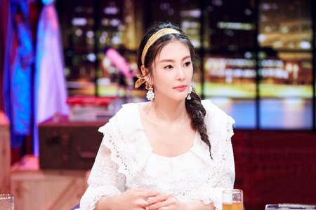 1567764689780255.jpg 张雨绮减龄编发