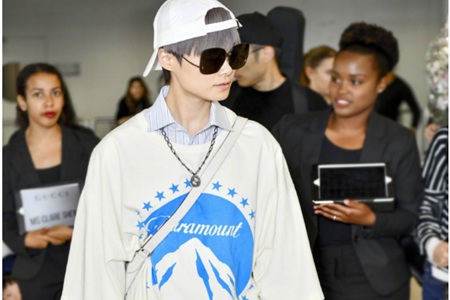 李宇春染发颜色