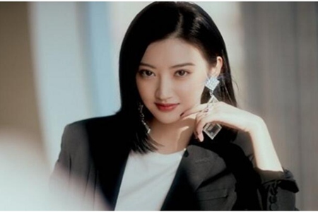 1571374447202470.jpg 女生