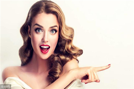 各种烫发造型-圆脸