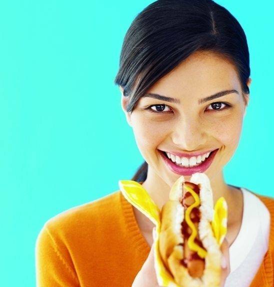 你的头发发质不好?有可能是因为你经常吃这种东西