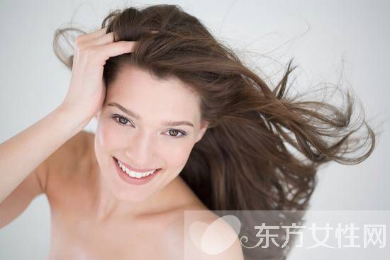 夏日护发小知识 如何维护秀发强韧?