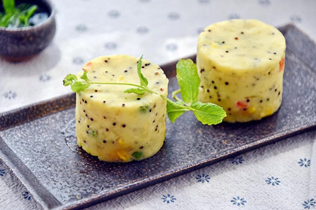 1542696087799247.jpg hrt.jpg