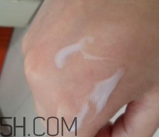 御泥坊黑玫瑰洁面乳怎么样？御泥坊黑玫瑰洁面乳好用吗？